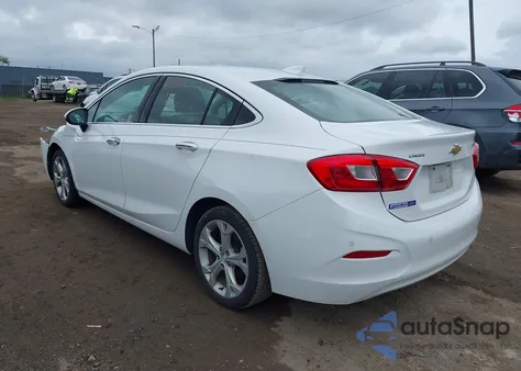 2018 Chevrolet Cruze Premier Auto из США, поврежденный, VIN 1G1BF5SM4J7106098